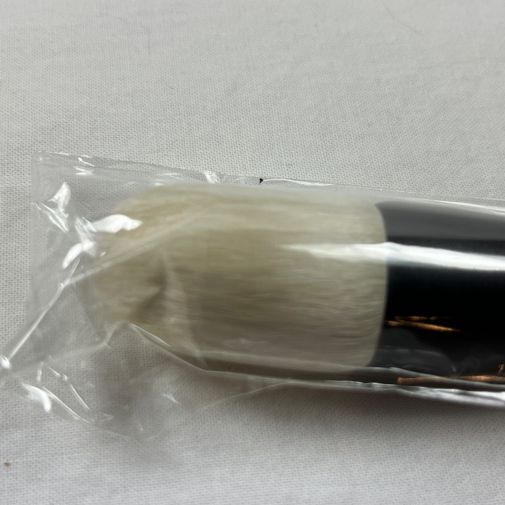 KOYUDO Yoshiki Series Yoshiki-001 Powder Brush - Picture 3 of 3